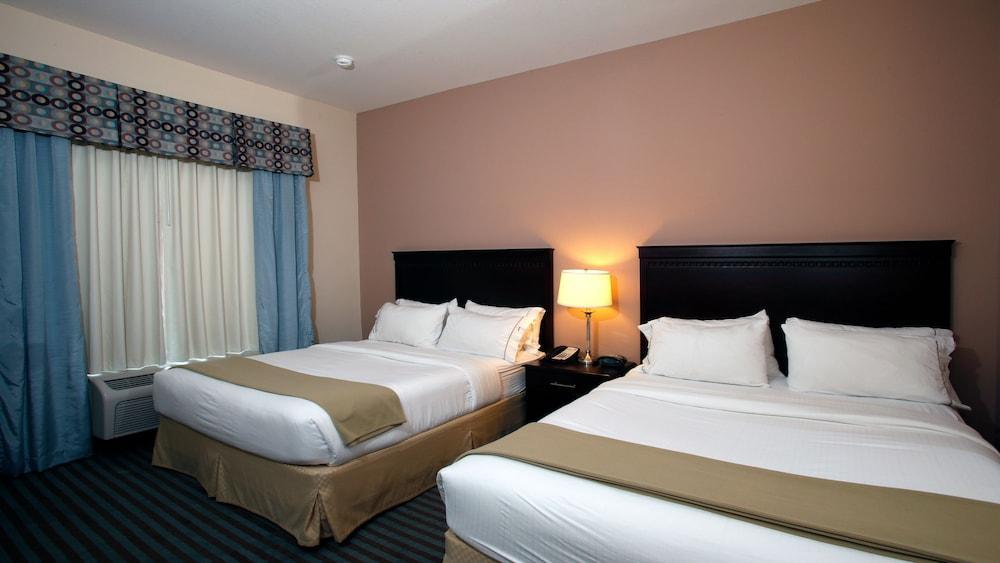 Holiday Inn Express Leland - Wilmington Area, An Ihg Hotel Zewnętrze zdjęcie