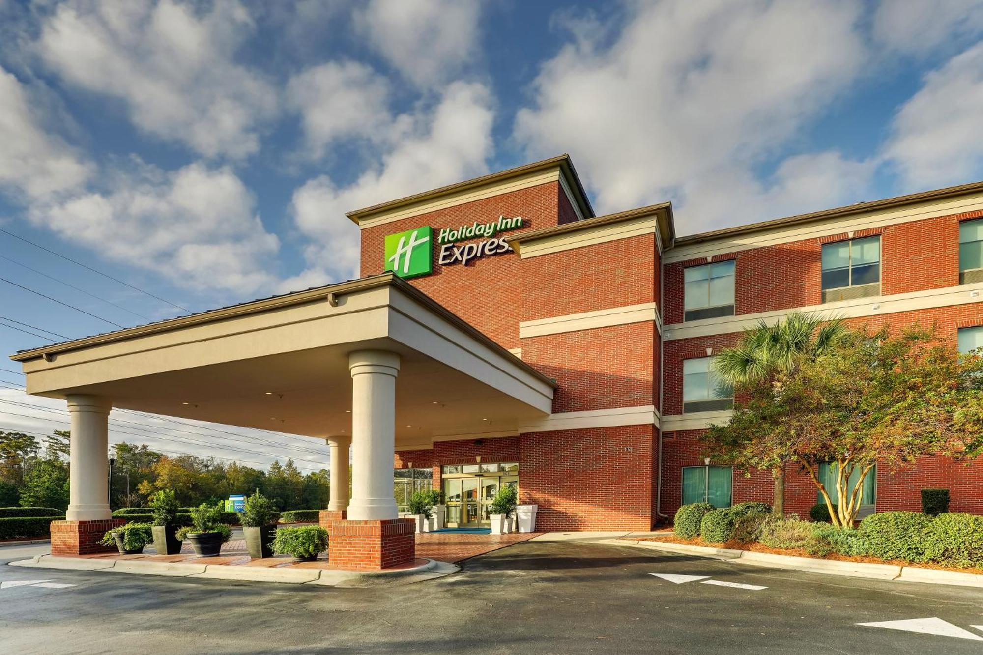 Holiday Inn Express Leland - Wilmington Area By Ihg Zewnętrze zdjęcie