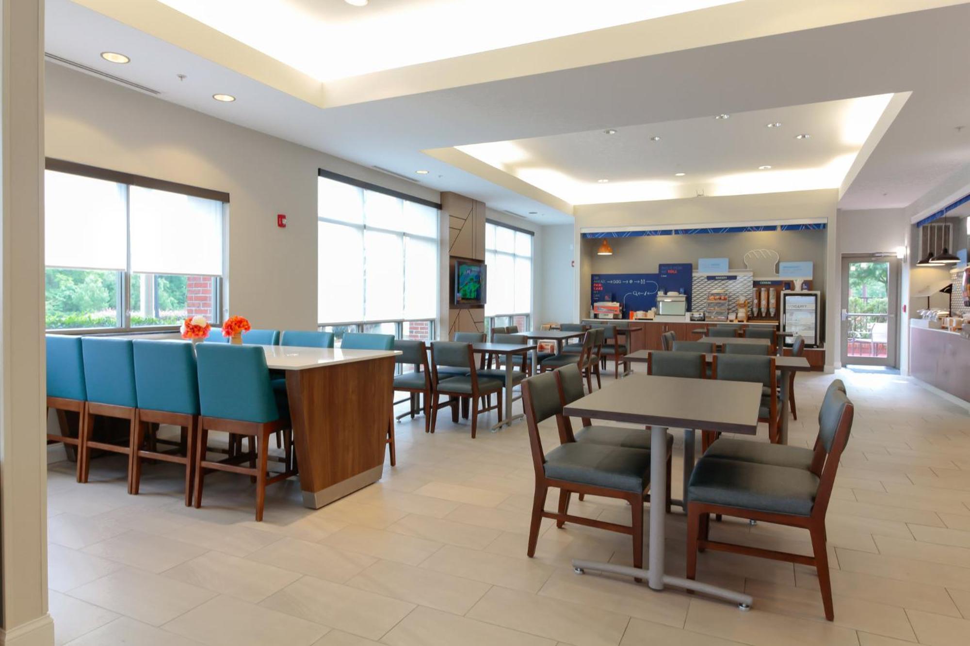 Holiday Inn Express Leland - Wilmington Area By Ihg Zewnętrze zdjęcie
